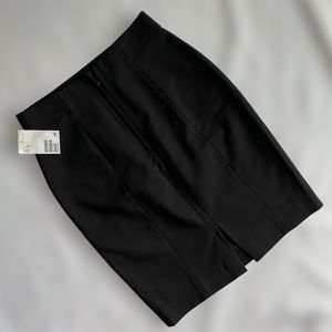 H&M black pencil skirt. New! Still with tags!! Size US 4.